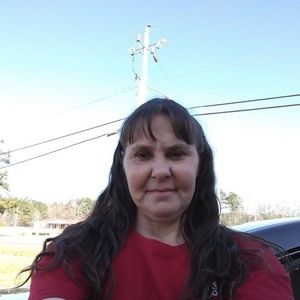 Meet your Posher, Leigh